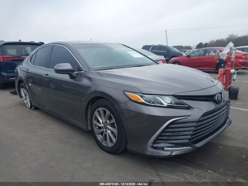 2023 Toyota Camry Le