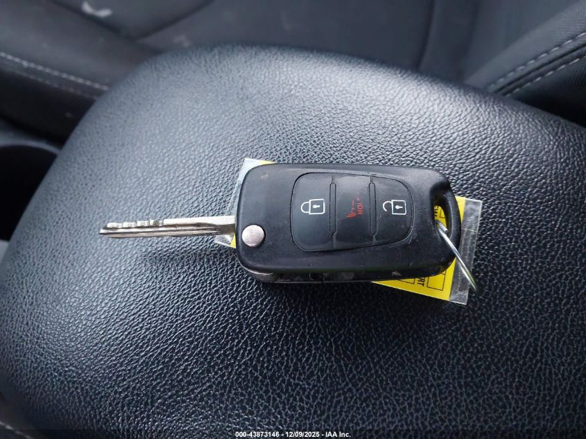 2012 Kia Soul + VIN: KNDJT2A63C7472599 Lot: 43873146