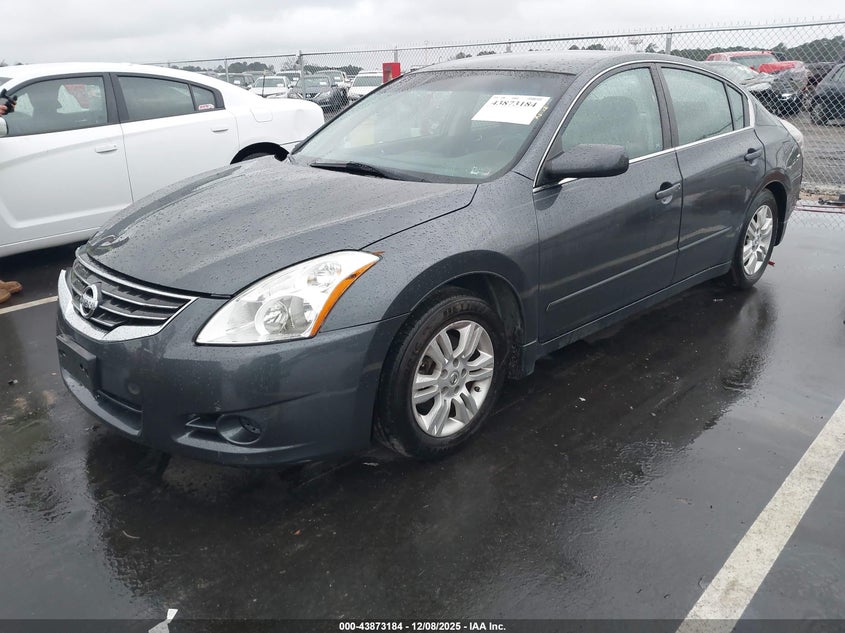 1N4AL2AP3AC182043 2010 NISSAN ALTIMA photo no. 2