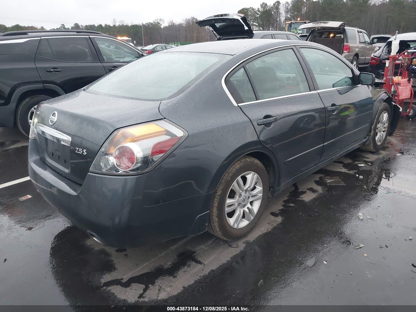 1N4AL2AP3AC182043 2010 NISSAN ALTIMA photo no. 4