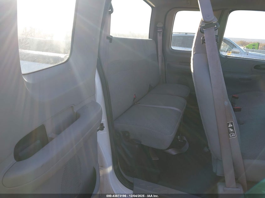 1FTRX18W0YKA42198 2000 FORD F-150 photo no. 8