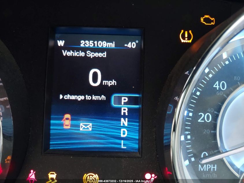 2012 Chrysler 300 VIN: 2C3CCAAG5CH217053 Lot: 43873232