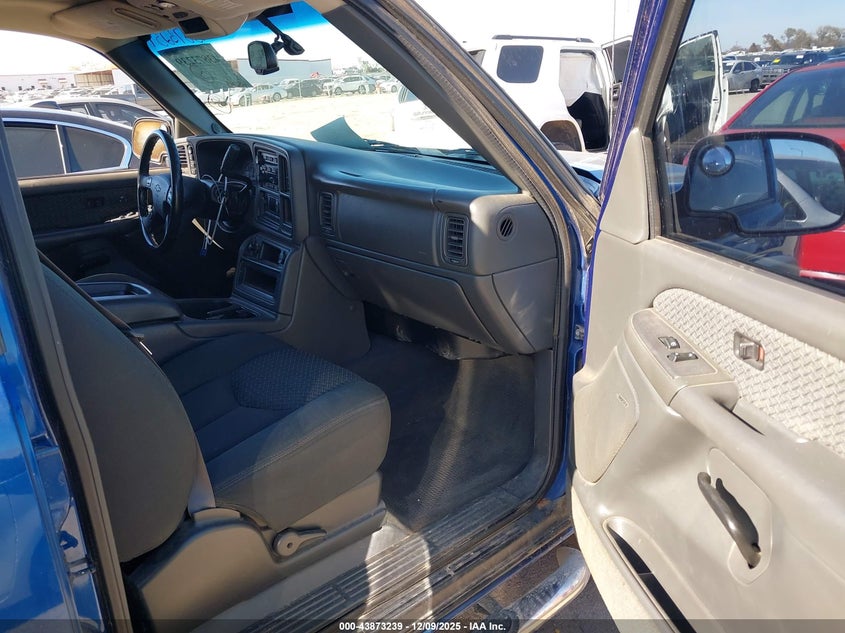 3GNEK12T44G128604 2004 CHEVROLET AVALANCHE photo no. 5