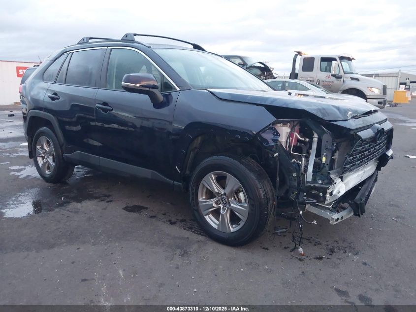 TOYOTA RAV4 HYBRID XLE