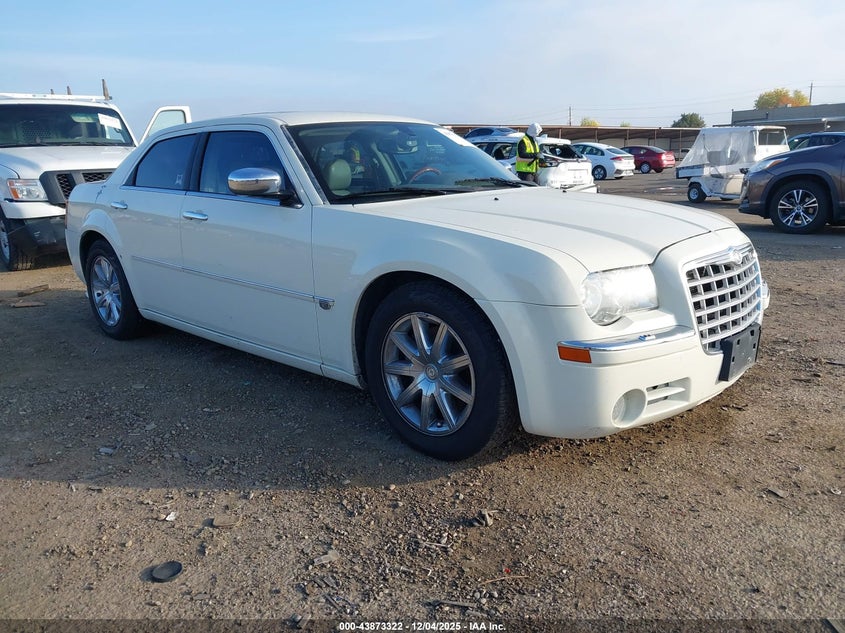 2C3KA63H27H739973 2007 CHRYSLER 300C photo no. 4