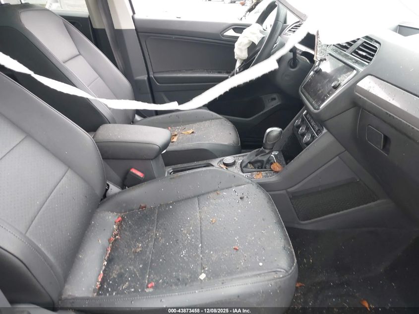 2020 Volkswagen Tiguan 2.0T Se/2.0T Se R-Line Black/2.0T Sel VIN: 3VV2B7AX0LM007573 Lot: 43873458