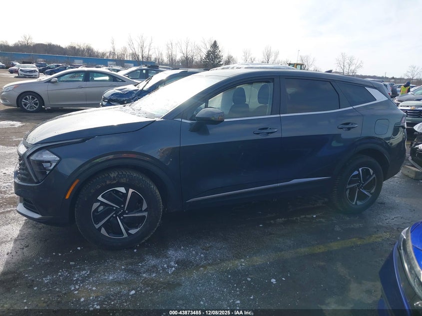2023 Kia Sportage Hybrid - view 14