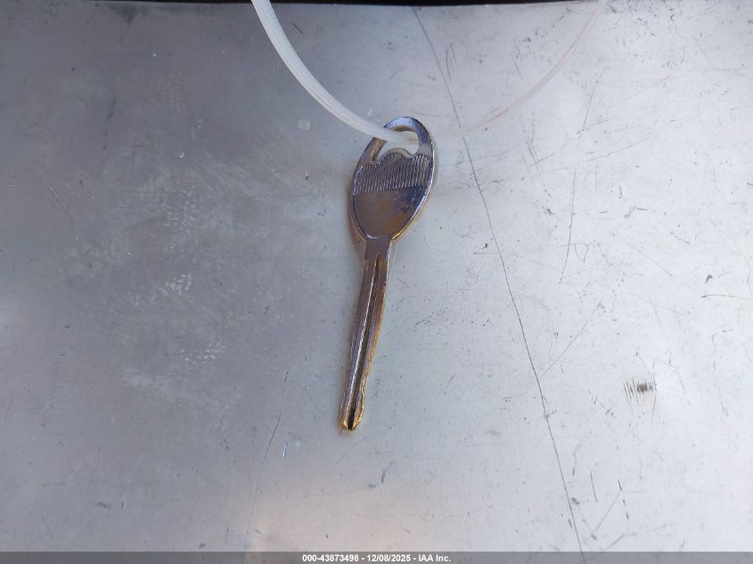 2001 Chevrolet Prizm VIN: 1Y1SK528X1Z431182 Lot: 43873498