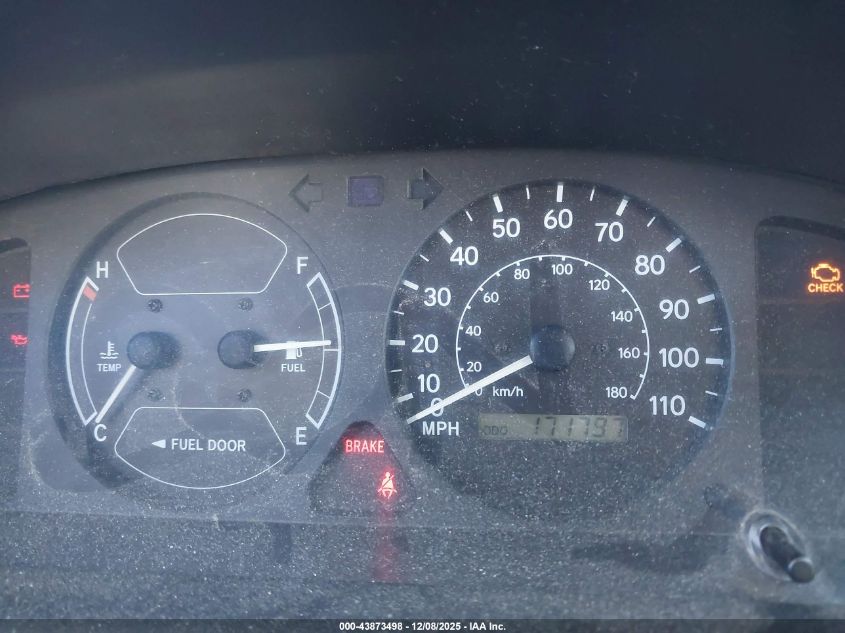 2001 Chevrolet Prizm VIN: 1Y1SK528X1Z431182 Lot: 43873498