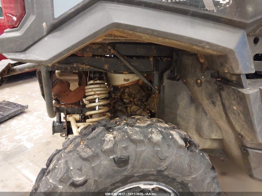 2025 KAWASAKI KWT1000 auction photo 8
