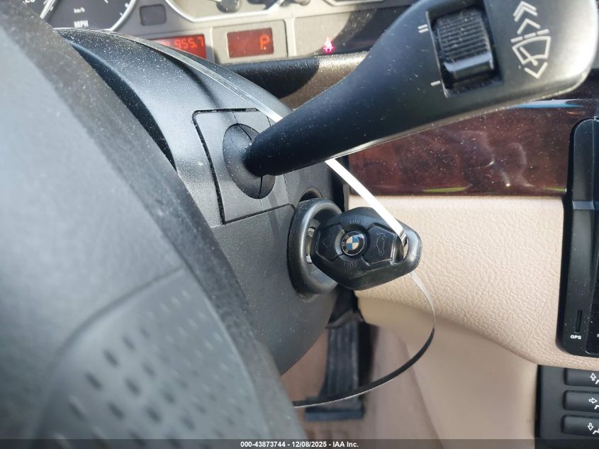 2005 BMW 330Xi VIN: WBAEW53415PN40047 Lot: 43873744