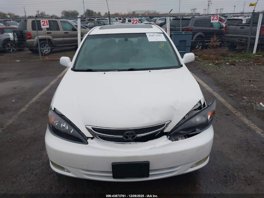 2004 Toyota Camry Le VIN: JTDBE30K240263187 Lot: 43873761