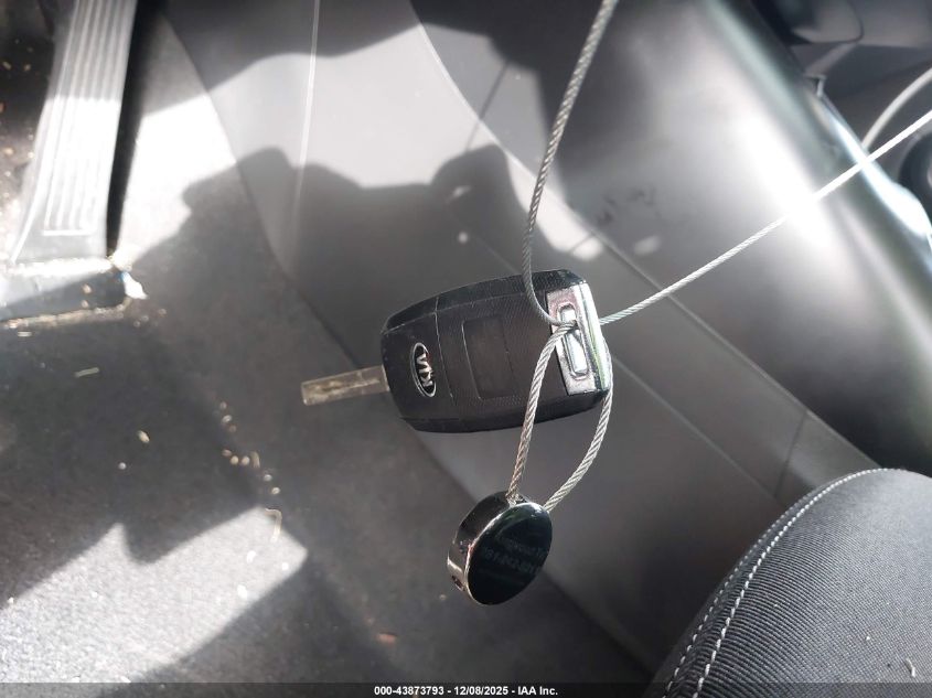 2019 Kia Soul + VIN: KNDJP3A50K7025390 Lot: 43873793