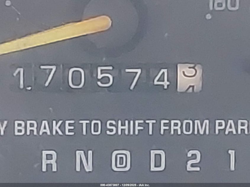 1999 Chevrolet Lumina VIN: 2G1WL52M2X9211157 Lot: 43873807