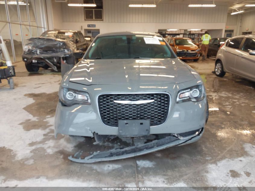 2019 Chrysler 300 Touring VIN: 2C3CCAAG5KH636941 Lot: 43873844