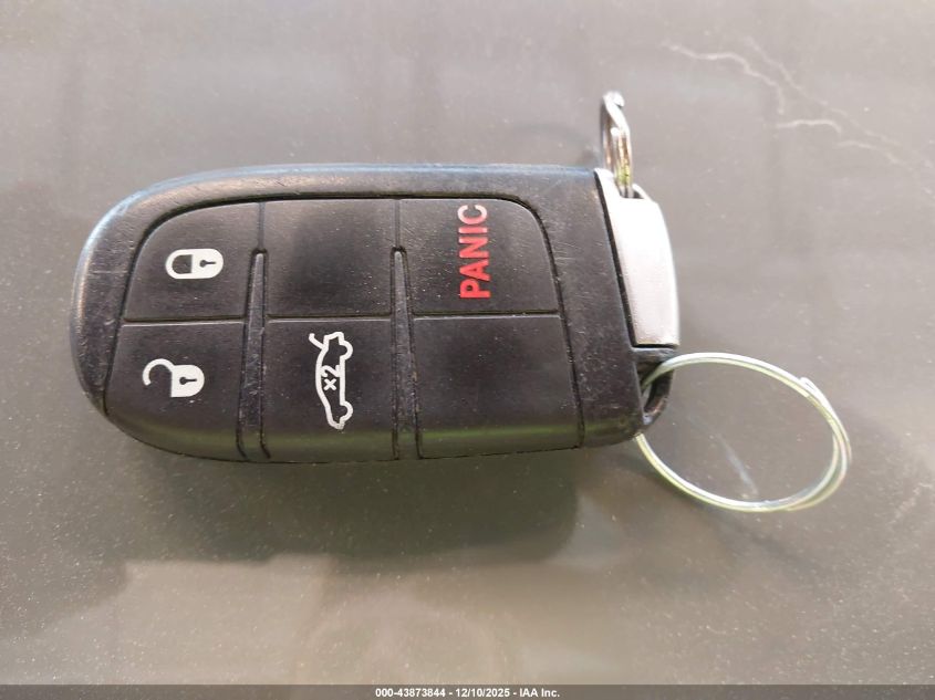 2019 Chrysler 300 Touring VIN: 2C3CCAAG5KH636941 Lot: 43873844