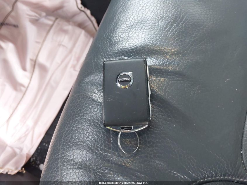 2020 Volvo Xc90 T6 Momentum 7 Passenger VIN: YV4A22PK2L1574953 Lot: 43873868