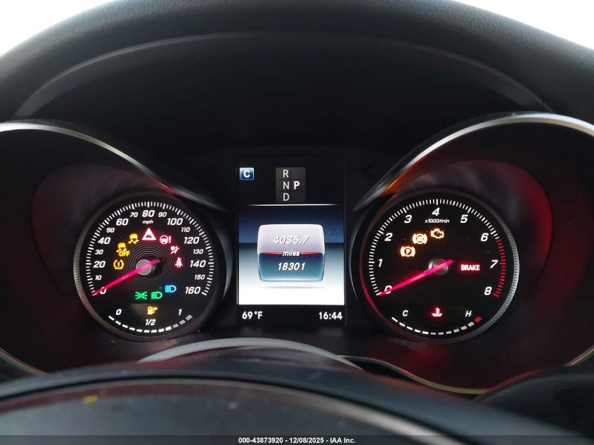 2018 Mercedes-Benz C 300 VIN: 55SWF4JB0JU267303 Lot: 43873920