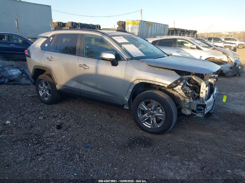 TOYOTA RAV4 HYBRID XLE