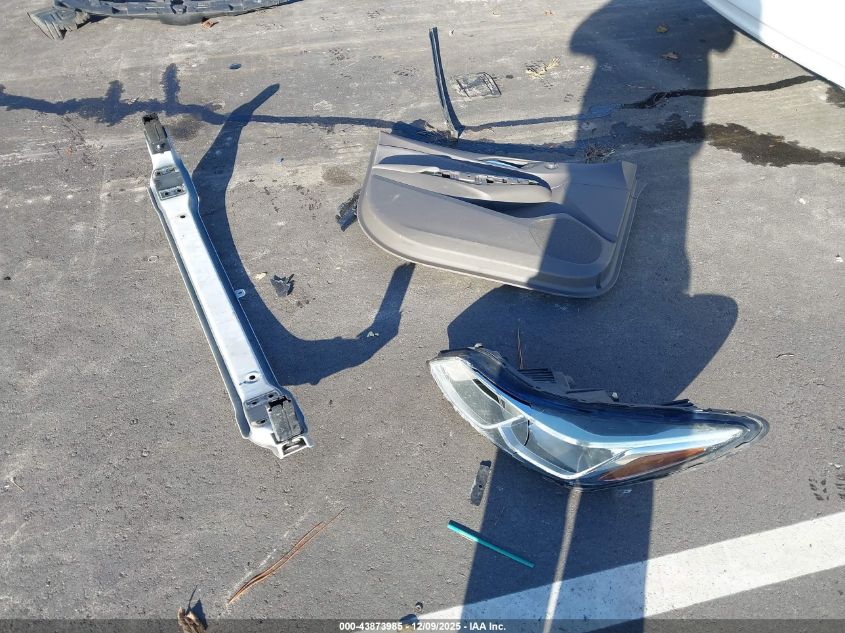 2017 Chevrolet Cruze Ls Auto VIN: 1G1BC5SM1H7163605 Lot: 43873985