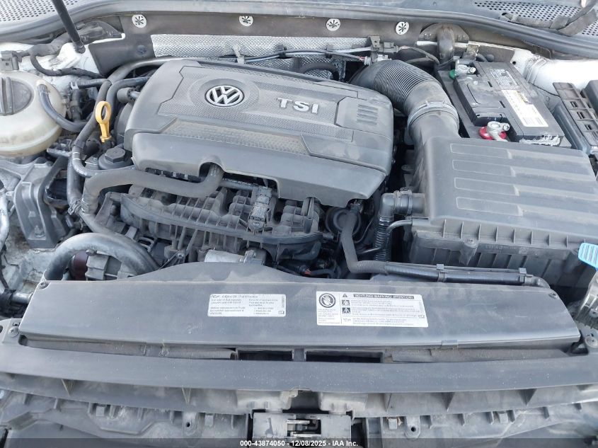 2016 Volkswagen Golf Gti S W/Performance Package 4-Door VIN: 3VW547AU3GM015603 Lot: 43874050