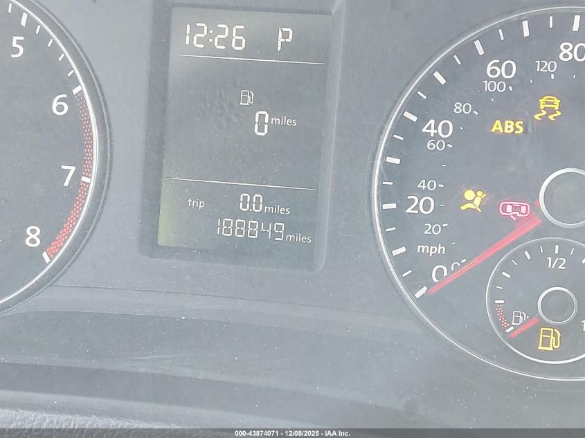 2014 Volkswagen Passat 1.8T S VIN: 1VWAT7A36EC086642 Lot: 43874071