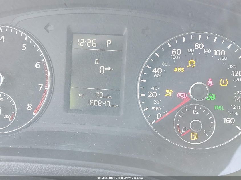 2014 Volkswagen Passat 1.8T S VIN: 1VWAT7A36EC086642 Lot: 43874071