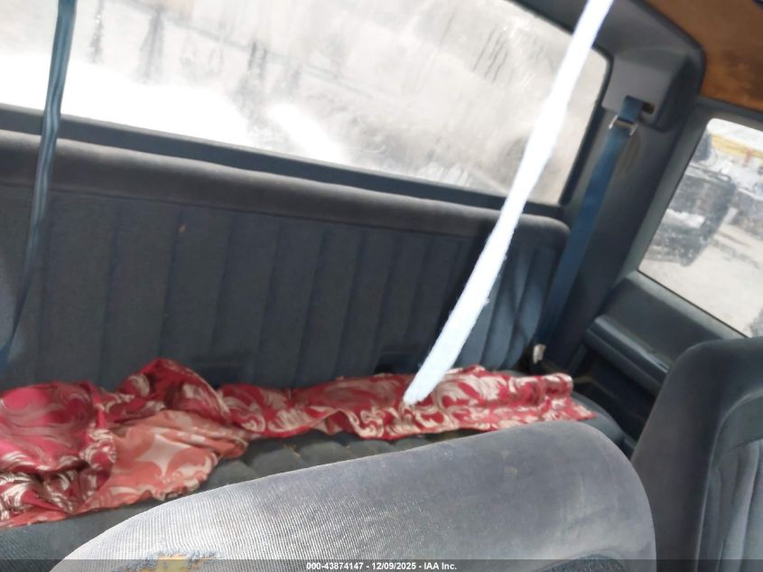 1988 Chevrolet Gmt-400 K1500 VIN: 2GCEK19K2J1208056 Lot: 43874147