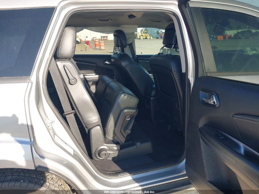 2018 Dodge Journey Crossroad VIN: 3C4PDCGG0JT156972 Lot: 43874171