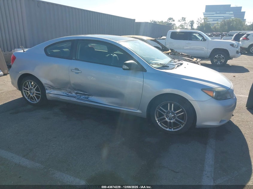 JTKDE177450032509 2005 Scion Tc auction photo 1