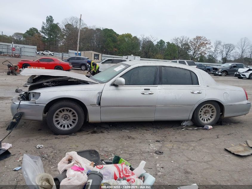 2002 Lincoln Town Car Cartier VIN: 1LNHM83W72Y650126 Lot: 43874233