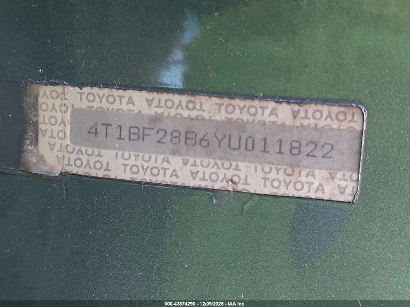 2000 Toyota Avalon Xl VIN: 4T1BF28B6YU011822 Lot: 43874290