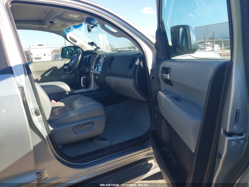 2008 Toyota Sequoia Platinum 5.7L V8