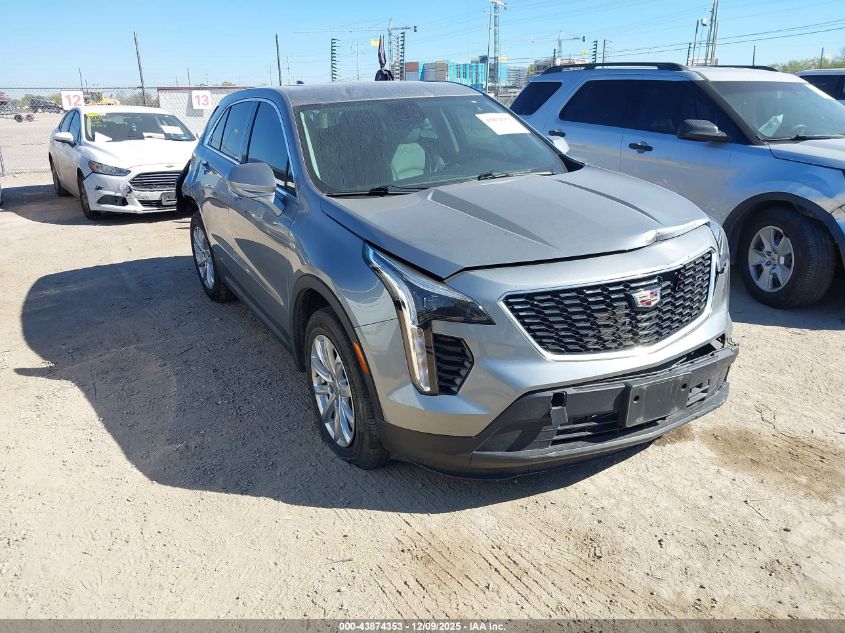 CADILLAC XT4 FWD LUXURY
