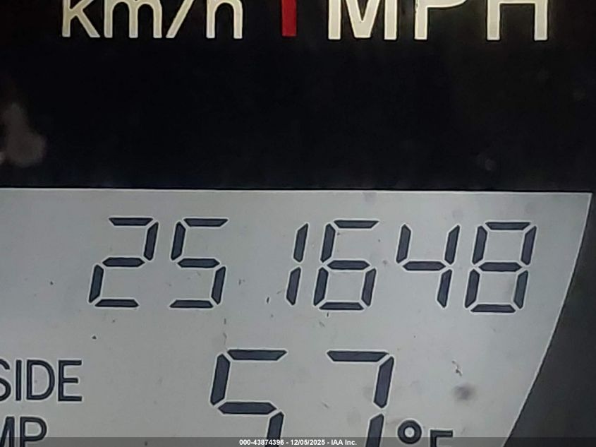 2005 Toyota Matrix VIN: 2T1KR32E45C463927 Lot: 43874396