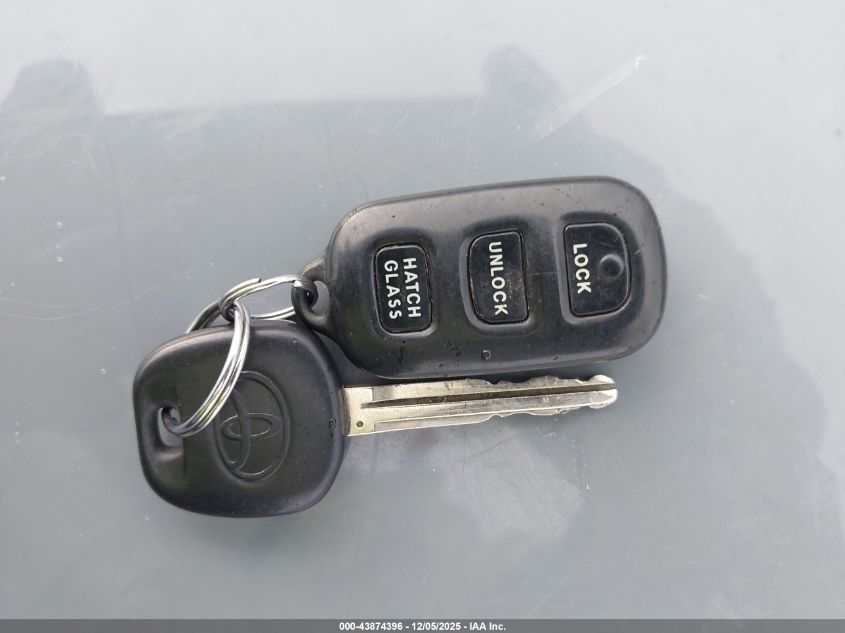 2005 Toyota Matrix VIN: 2T1KR32E45C463927 Lot: 43874396