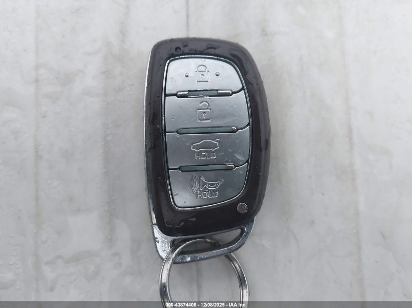 2019 Hyundai Elantra Sport VIN: KMHD04LB8KU861195 Lot: 43874408