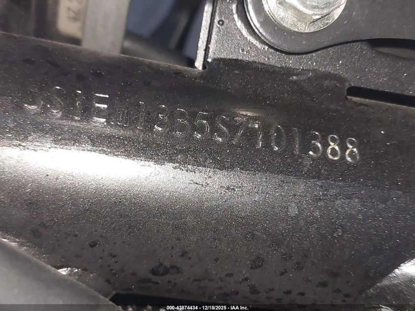 2025 Suzuki Gsx800 F VIN: JS1EM13B5S7101388 Lot: 43874434