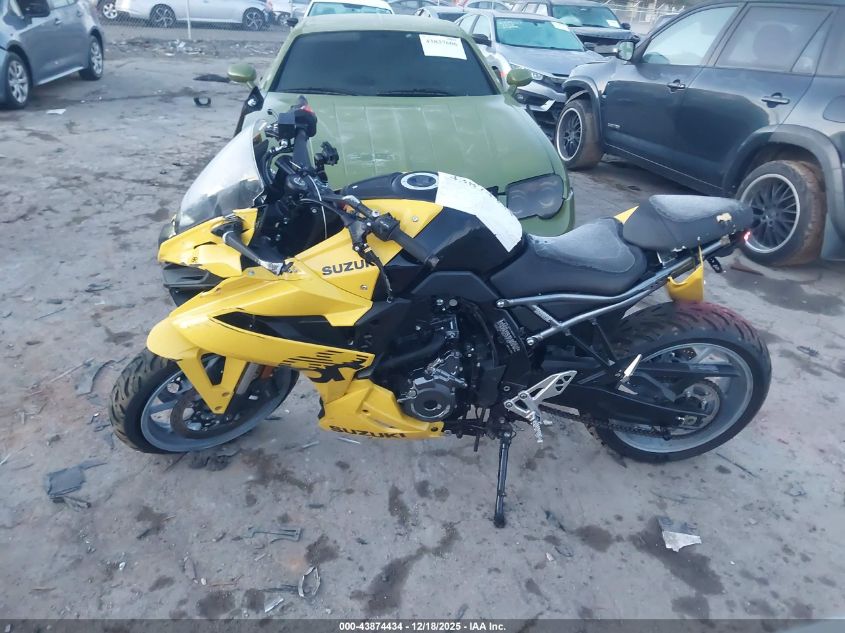 2025 Suzuki Gsx800 F VIN: JS1EM13B5S7101388 Lot: 43874434