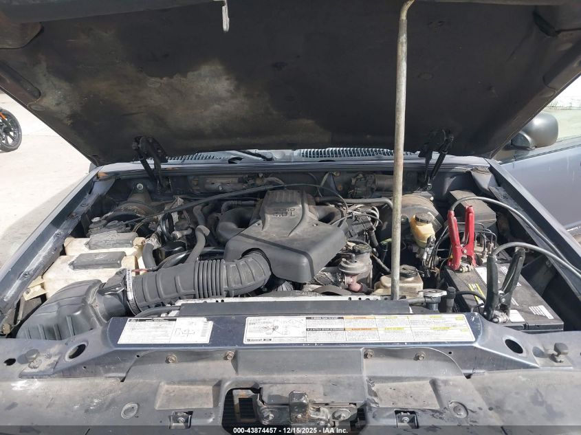 1999 Ford Explorer Eddie Bauer/Limited/Xlt VIN: 1FMZU34E7XZA82846 Lot: 43874457