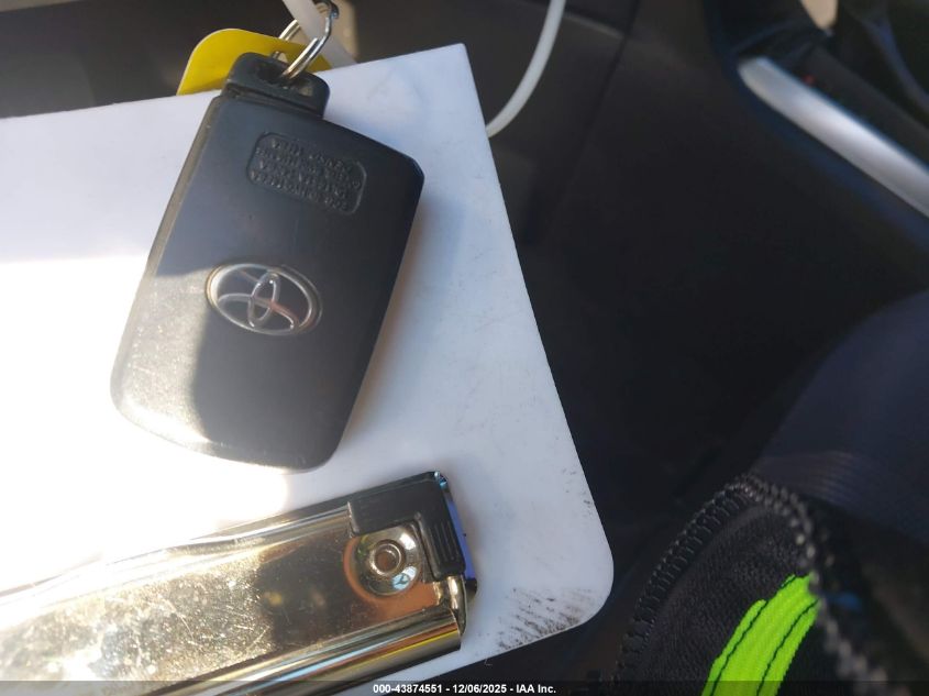 2017 Toyota Corolla Se VIN: 5YFBURHE5HP625027 Lot: 43874551