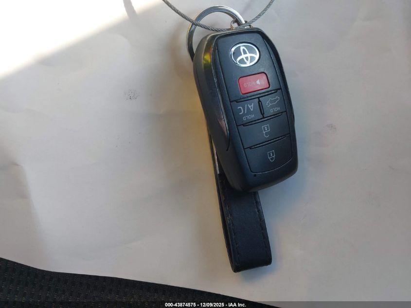 2025 Toyota Bz4X Xle VIN: JTMAAAAA5SA073036 Lot: 43874575