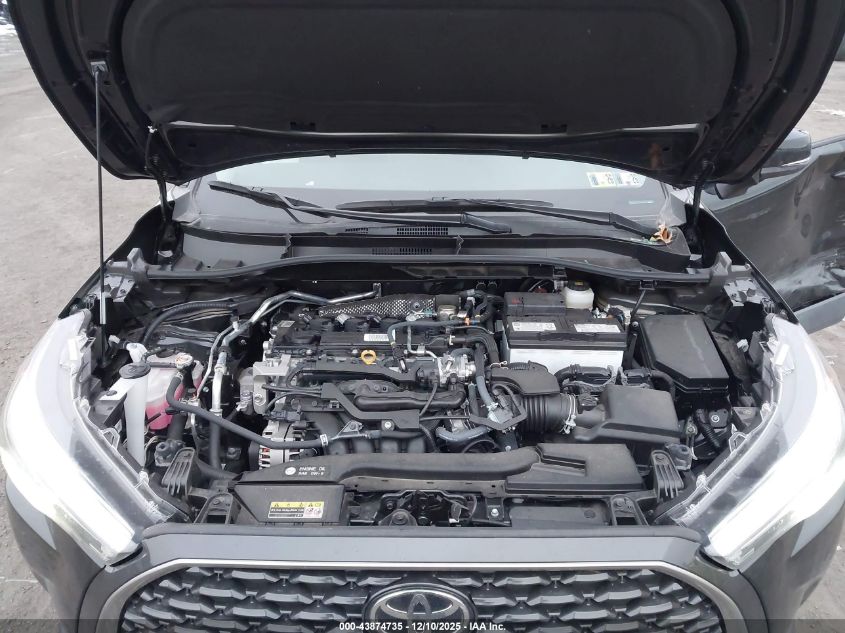 2024 Toyota Corolla Cross Xle VIN: 7MUDAABGXRV102596 Lot: 43874735