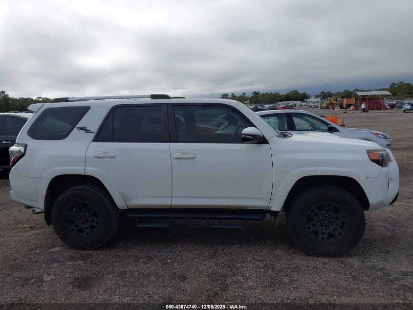 2018 Toyota 4Runner Trd Off Road Premium VIN: JTEBU5JR2J5595120 Lot: 43874740