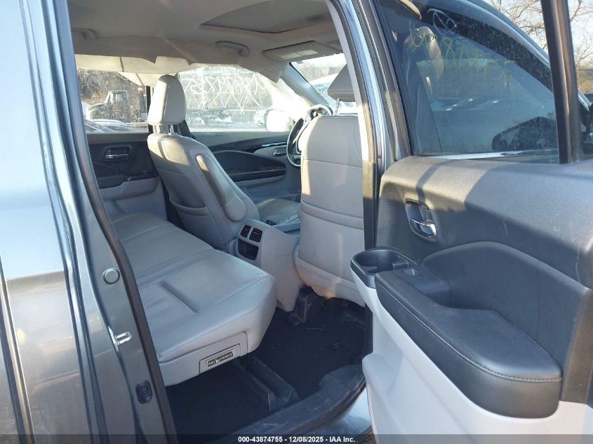 2017 Honda Ridgeline Rtl-E VIN: 5FPYK3F78HB002277 Lot: 43874755