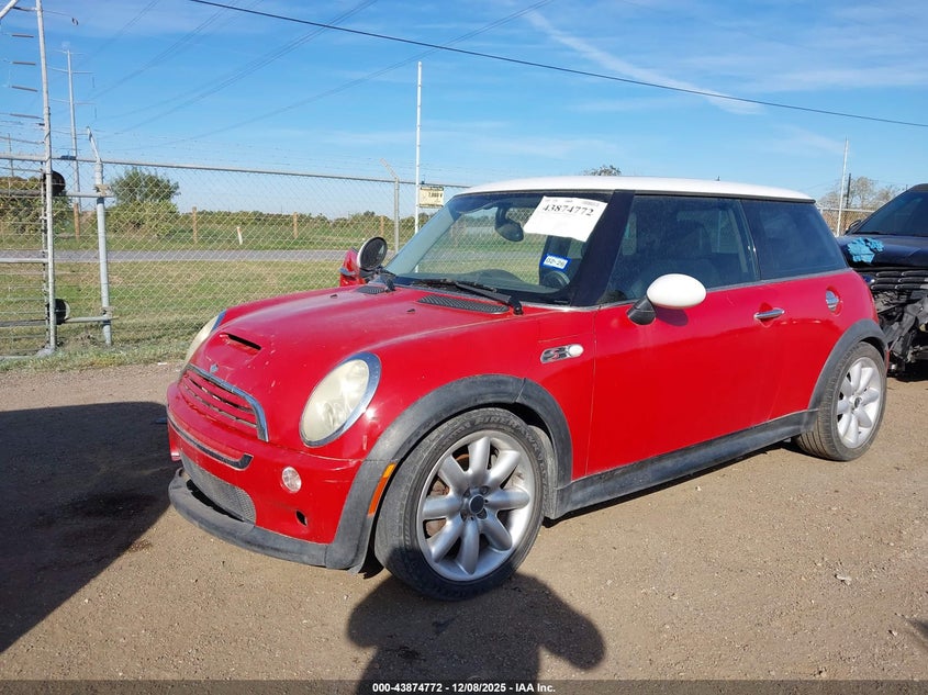 WMWRE335X6TJ34486 2006 MINI COOPER photo no. 2