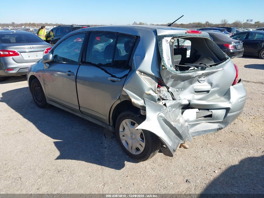 Vin: 3n1bc1cp6al462116, lot: 44370342, nissan versa 1.8s 20103