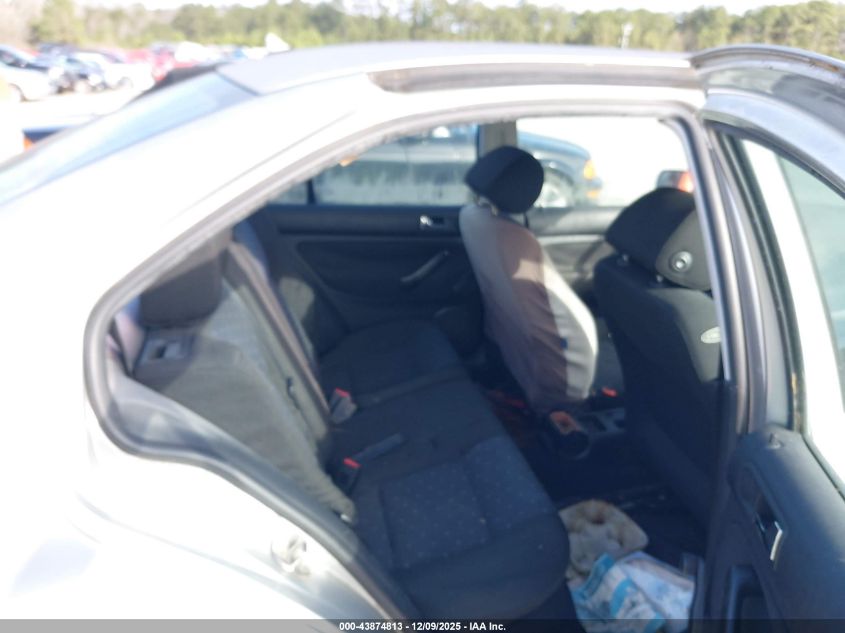 1999 Volkswagen Jetta Gl Tdi VIN: 3VWRF29M2XM102394 Lot: 43874813