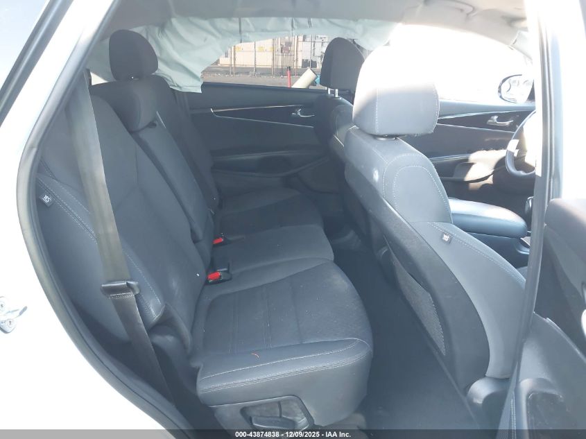 2018 Kia Sorento 2.4L Lx VIN: 5XYPG4A39JG348014 Lot: 43874838