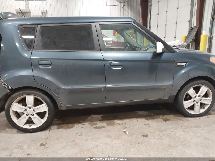 2010 Kia Soul + VIN: KNDJT2A24A7072786 Lot: 43874877